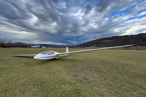 SZD-54-2 Perkoz - Fliegerclub Linz SZD-54-2 Perkoz am Flugplatz in Linz
