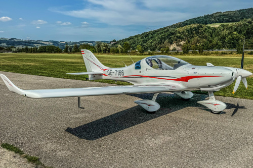 WT9 - Fliegerclub Linz WT9 am Flugplatz in Linz, OÖ